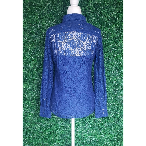 24. J.Crew Classic-fit lace button-up top - Picture 5 of 6